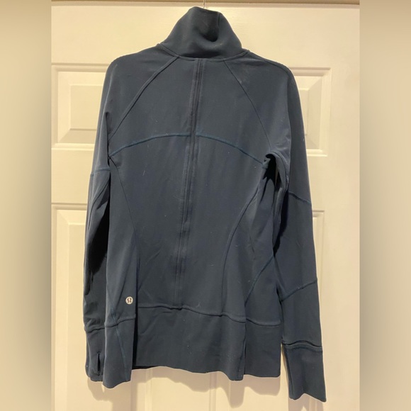 Lululemon define jacket!! - Picture 2 of 5